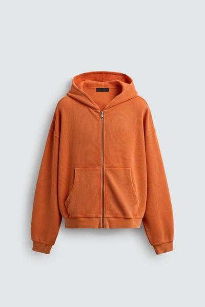 Buzo naranja